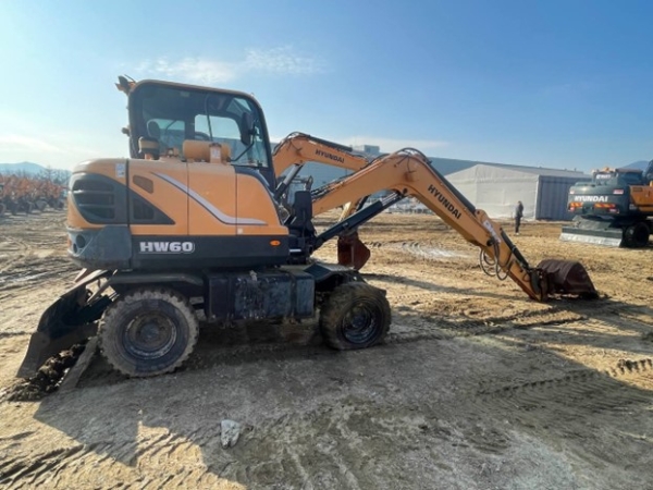 Hyundai HW60 2016 5